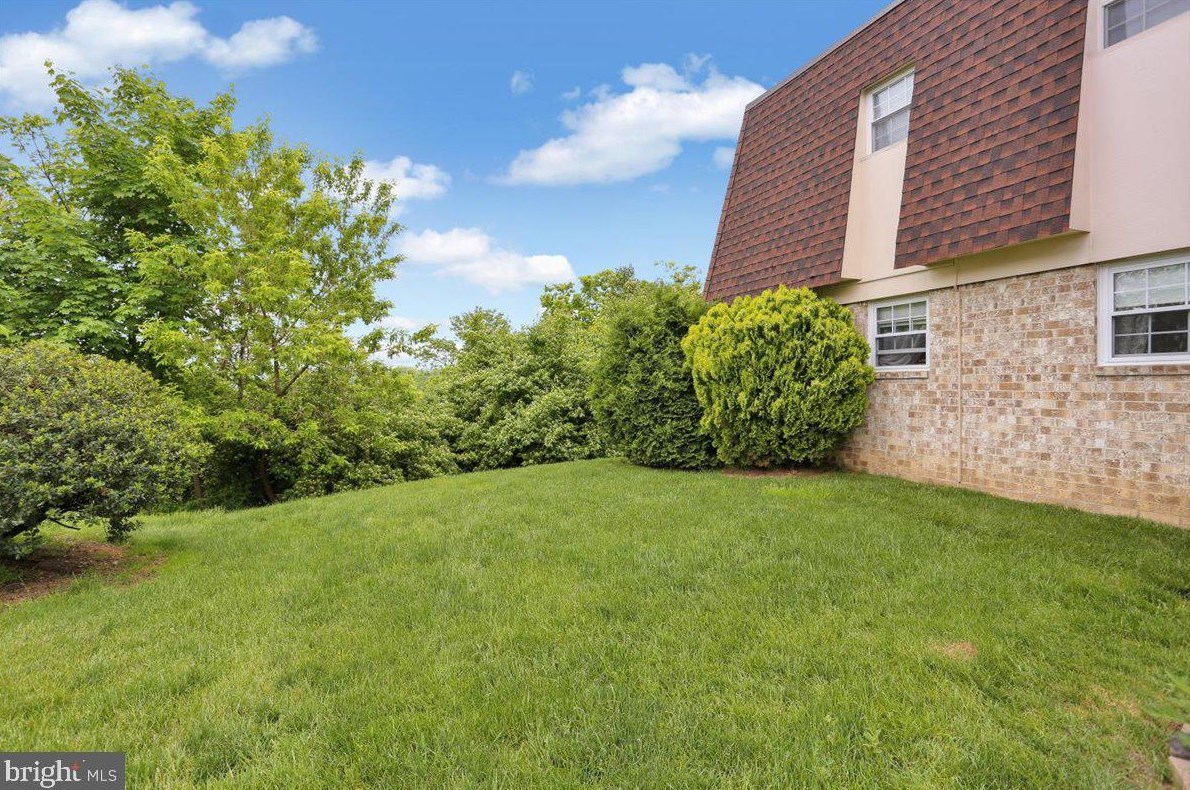 1-C Alpine Ct, Reading PA  exterior