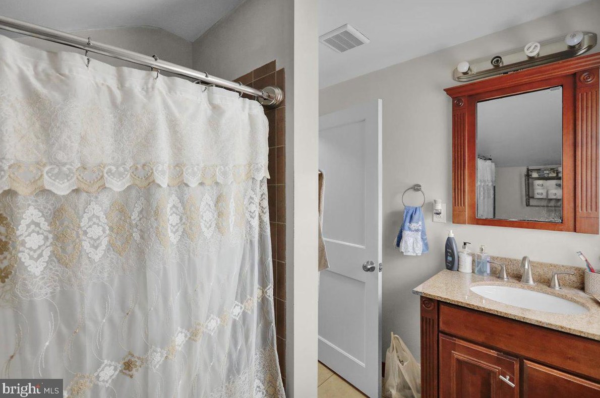 1202 Wyomissing Blvd, Reading PA  19611-1748 exterior