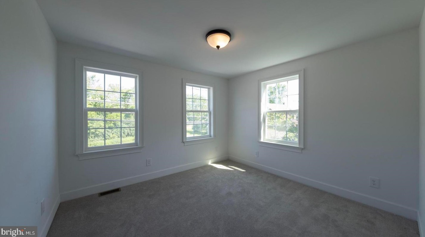 744 Fritztown Rd, Reading PA  19608-1522 exterior