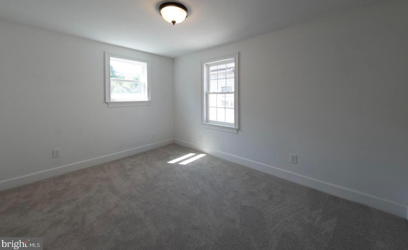 744 Fritztown Rd, Reading PA  19608-1522 exterior