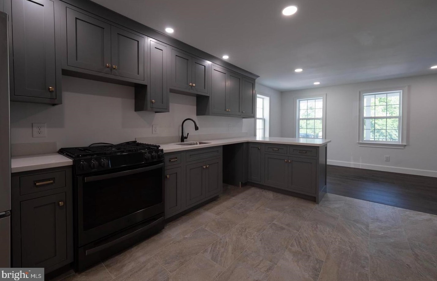744 Fritztown Rd, Reading PA  19608-1522 exterior