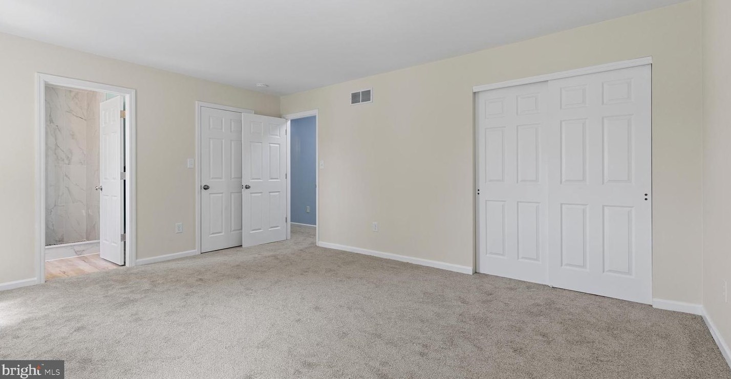 305 Penns Ln, Douglassville PA  19518-8702 exterior
