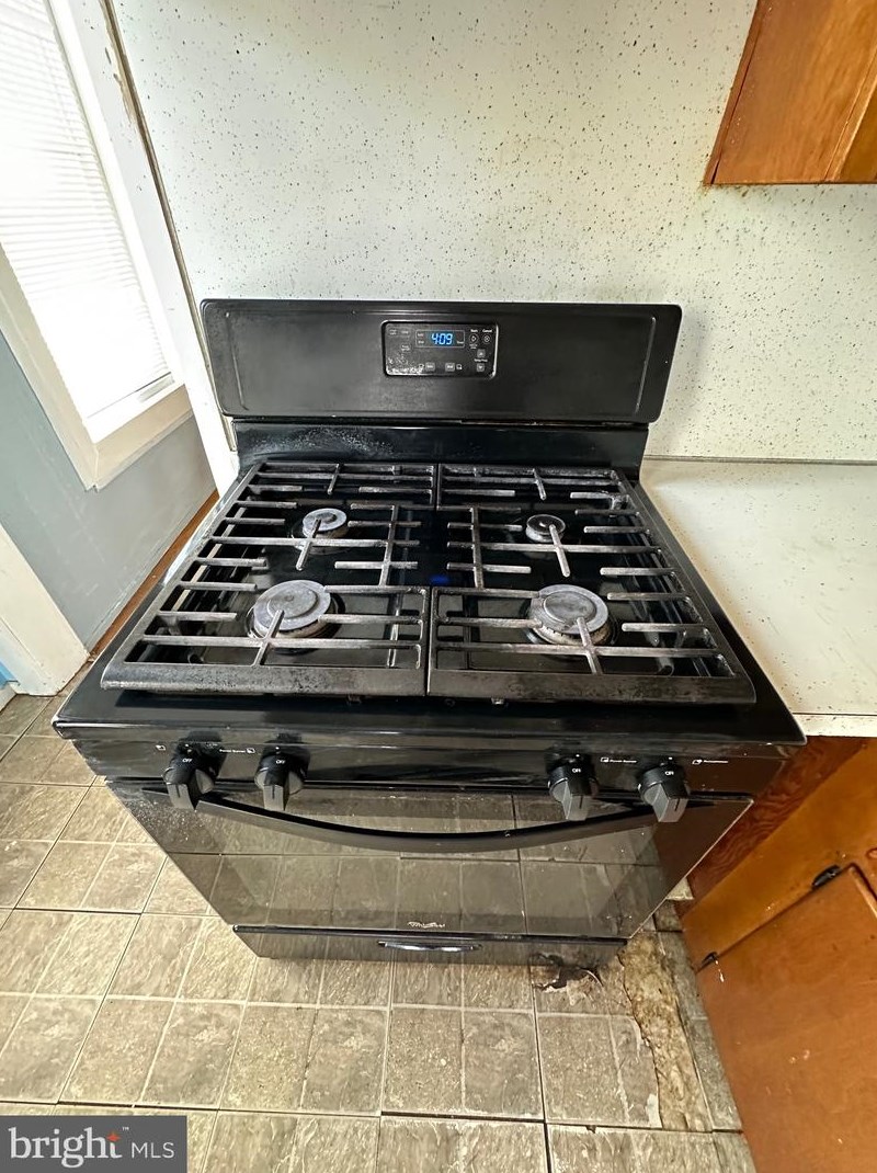 663 Gordon St, Reading PA 19601-2635 exterior