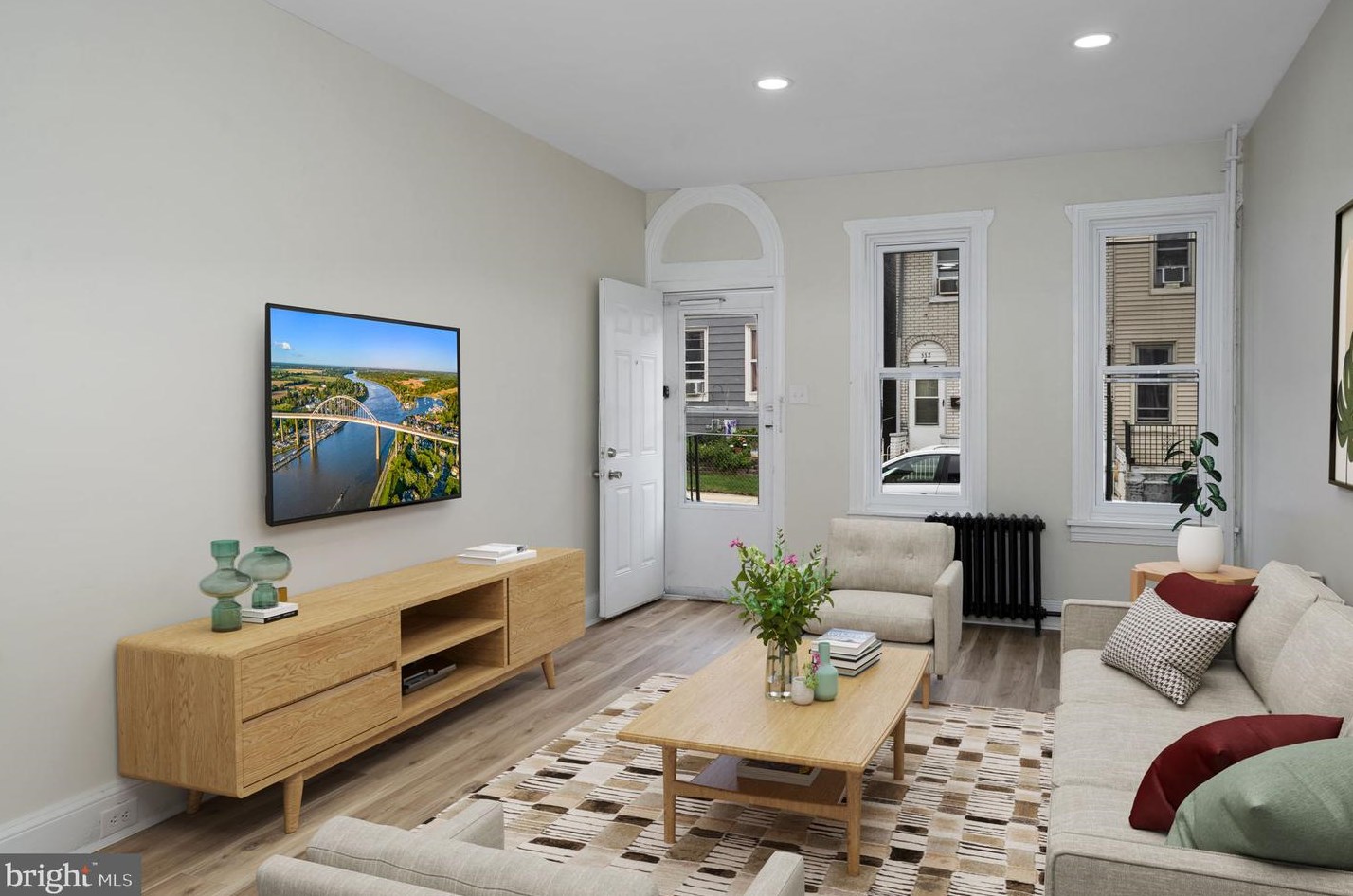 535 Cedar St, Reading PA  19601-3124 exterior