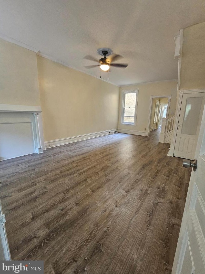 945 Madison Ave, Reading PA  19601-2111 exterior