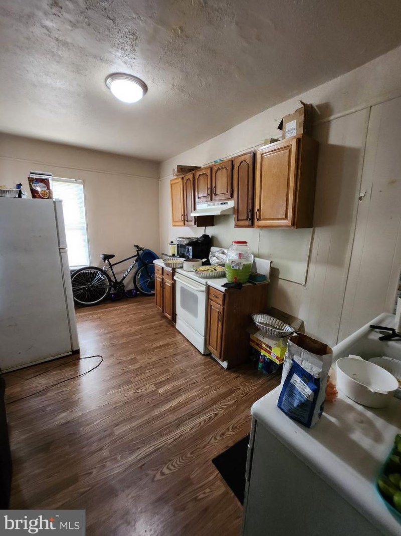 1722 Perkiomen Ave, Reading PA  19602-2243 exterior