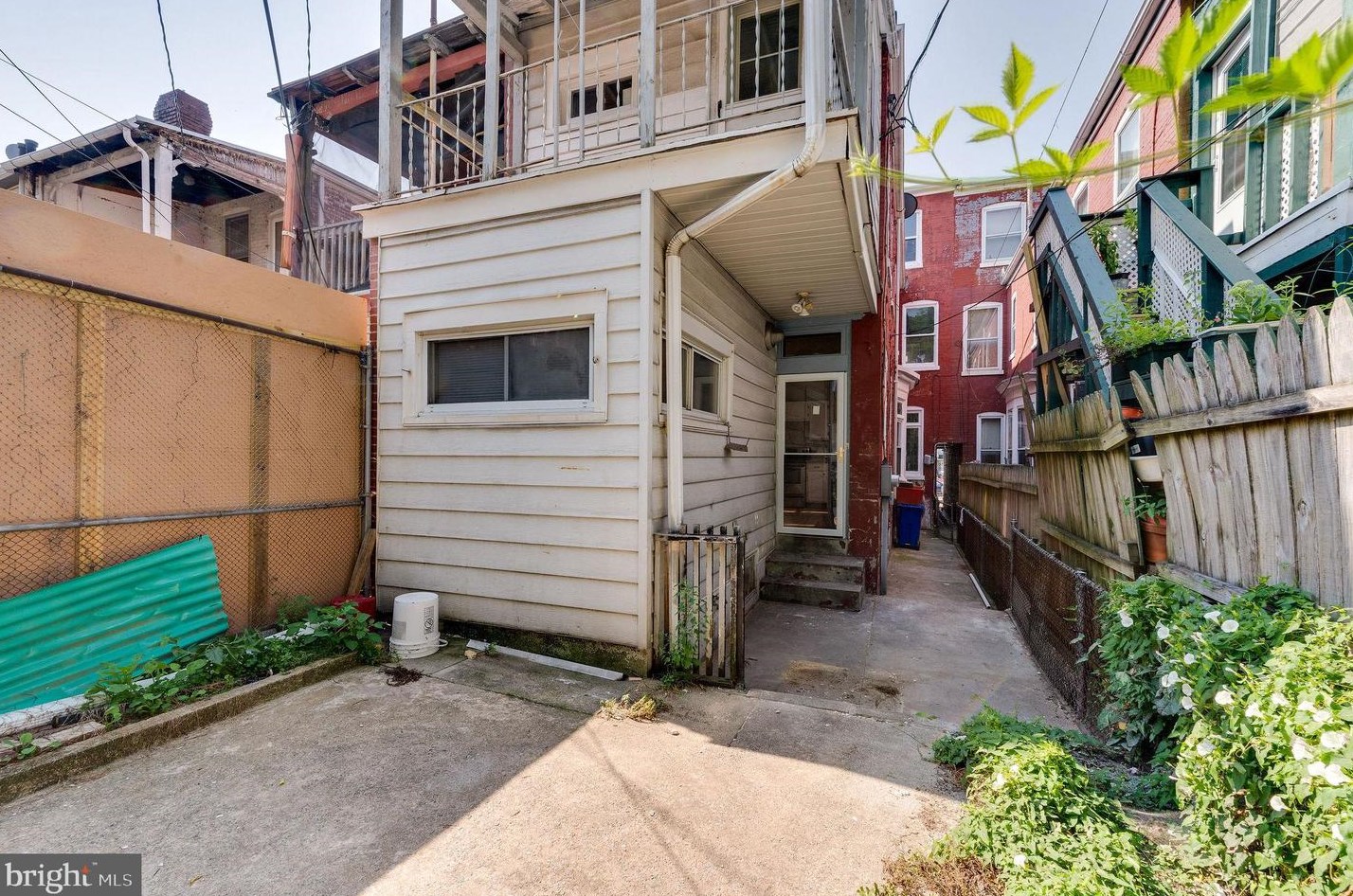 1641 Perkiomen Ave, Reading PA  19602-2242 exterior