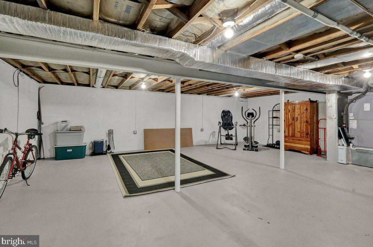 349 Wyomissing Ave, Reading PA  19607-1934 exterior