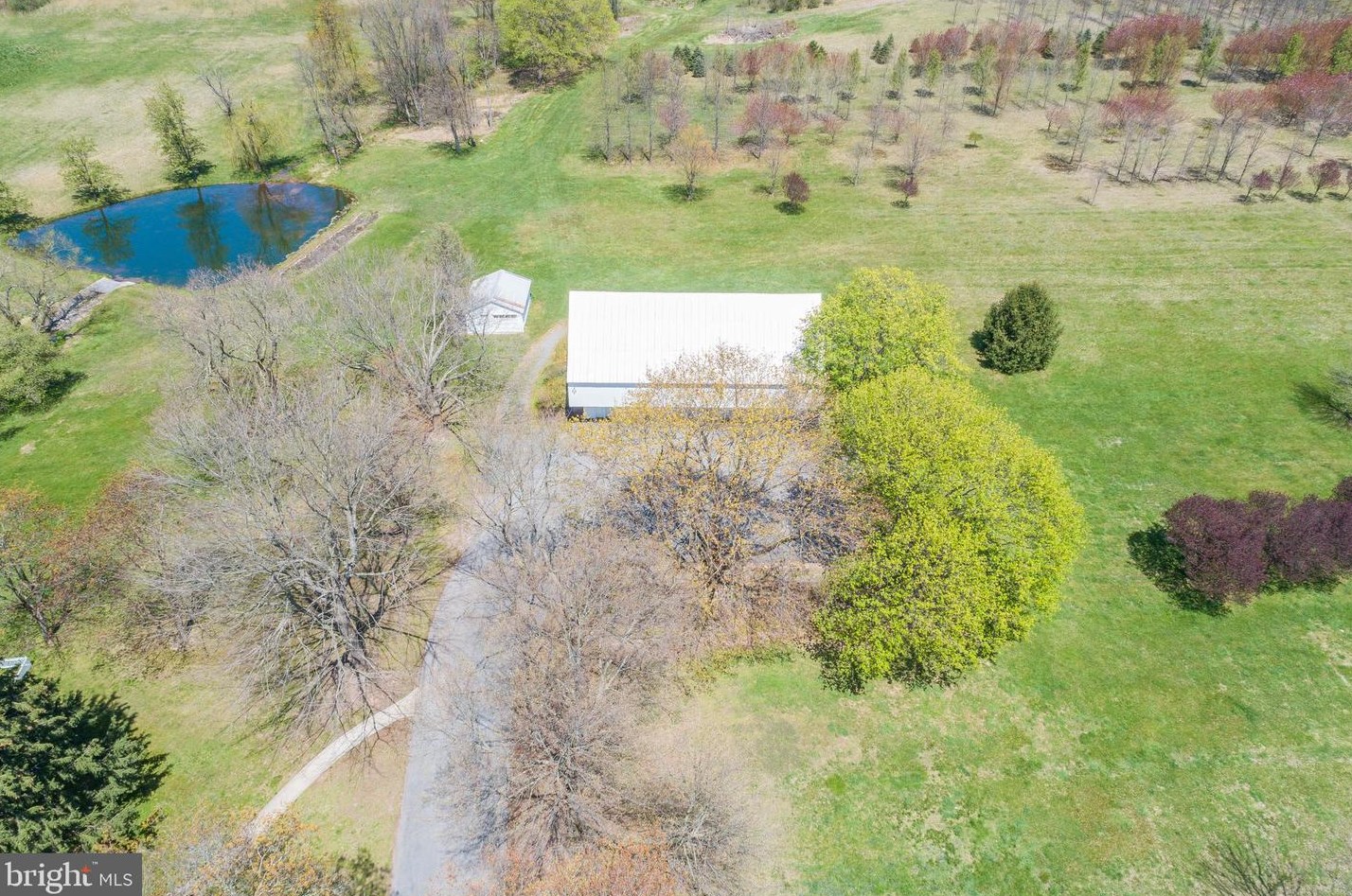 1439 Alleghenyville Rd, Hummels Store PA  19540-9135 exterior