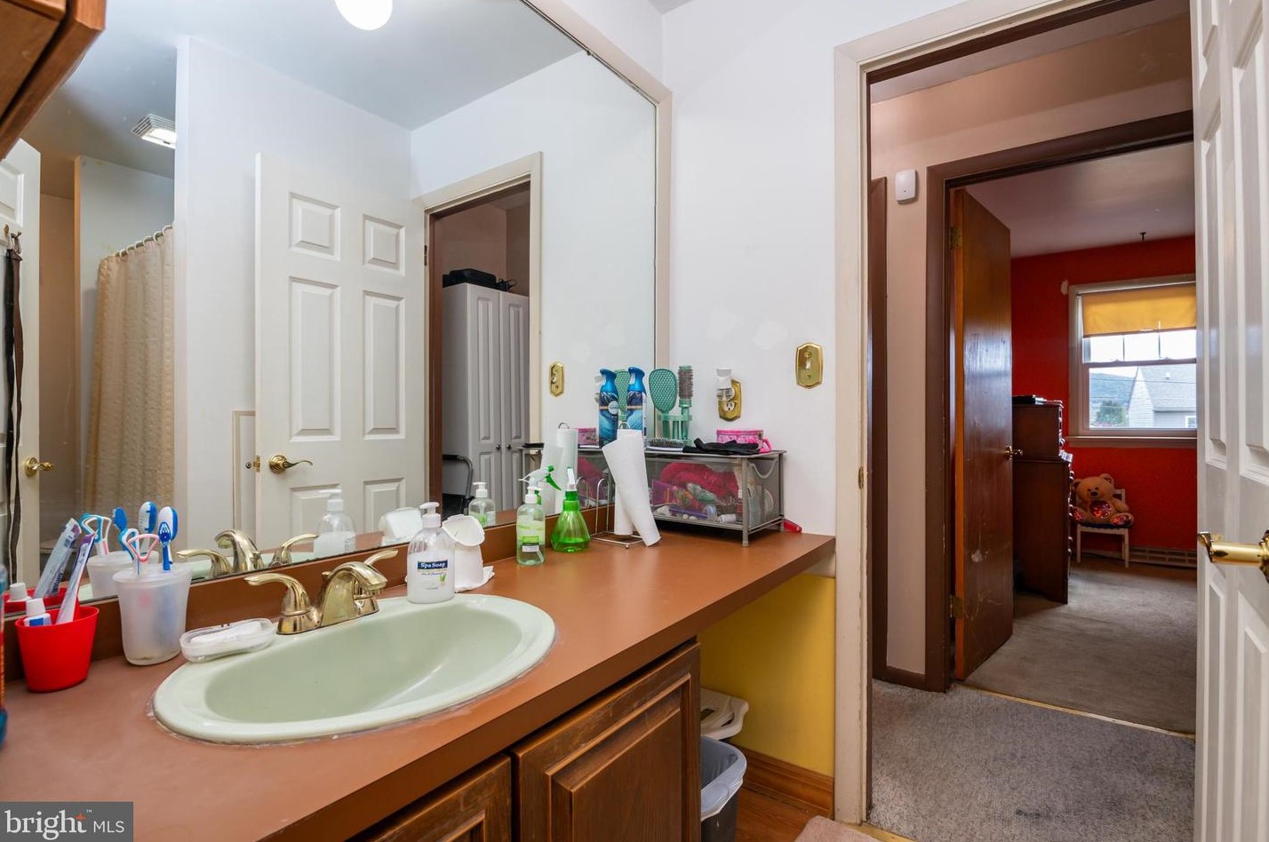 6 Girard Ave, Reading PA  exterior