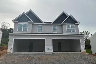 34 Rosalie's Way, Temple, PA 19560 - Photo 3