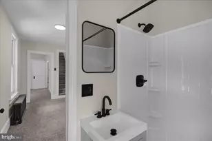 1120 N 10th St, Reading, PA 19604 - Photo 21