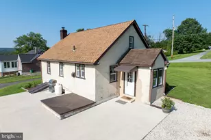 131 Squirrel Hollow Rd, Douglassville, PA 19518 - Photo 29