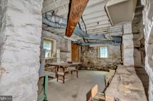 1670 Moselem Springs Rd, Hamburg, PA 19526 - Photo 35