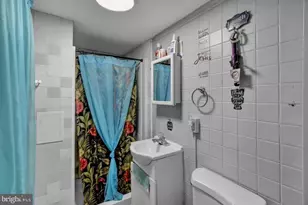 223 S 13th St, Reading, PA 19602 - Photo 17