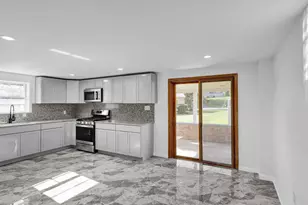 320 Hillside Dr, Reading, PA 19607 - Photo 15