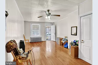 319 S 8th Street, Reading, PA 19602 - Photo 5