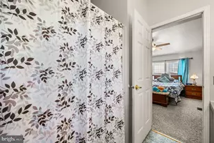 328 Ashford Ln, Hereford, PA 18056 - Photo 9