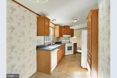 240 Spies Church Road #216, Reading, PA 19606 - Photo 5