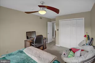 35 Pacific Ave, Sinking Spring, PA 19608 - Photo 29