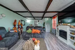 212 Arlington St, Reading, PA 19611 - Photo 9