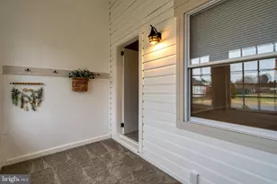 609 Lawn, Reading, PA 19608 - Photo 7