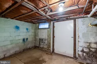 609 Lawn, Reading, PA 19608 - Photo 33