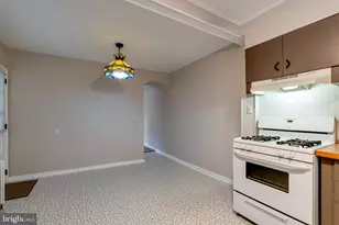 609 Lawn, Reading, PA 19608 - Photo 17