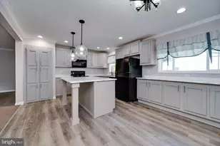 875 Mohrsville Rd, Shoemakersville, PA 19555 - Photo 21