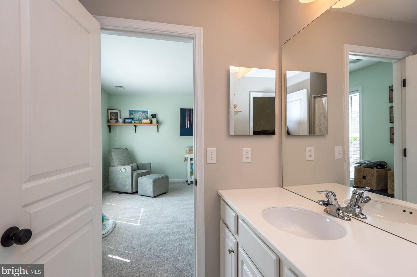 503 Shoemaker Dr, Fountainville PA  18923-9517 exterior