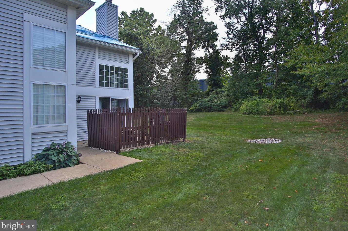 643 Patrick Pl, Chalfont PA  18914-4003 exterior