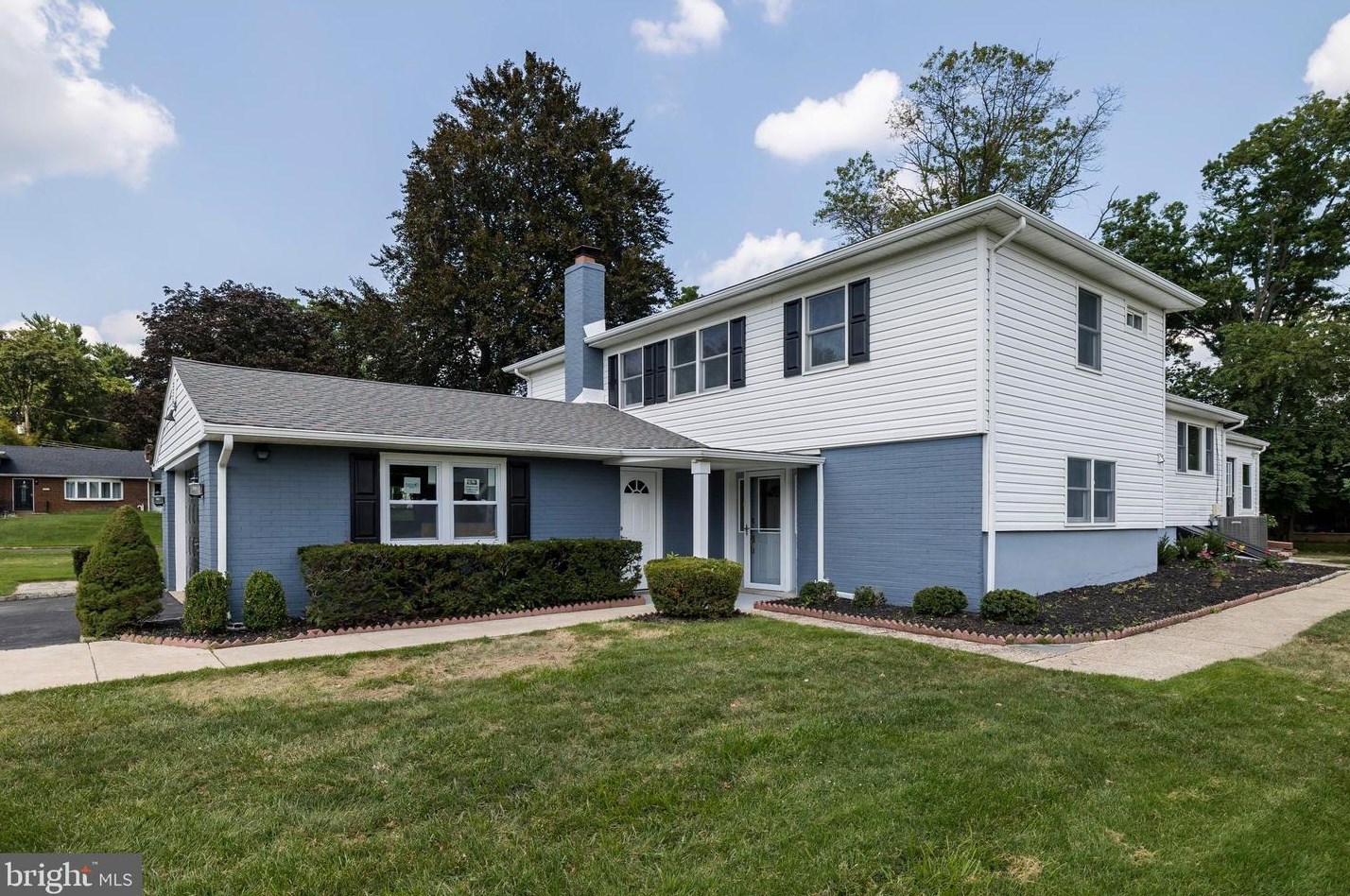 244 Forrest Dr, Chalfont PA  18914-3147 exterior