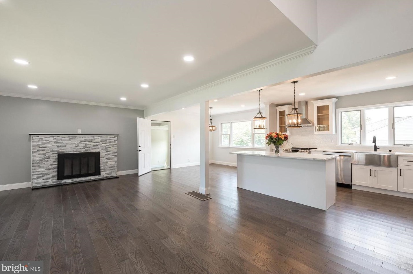 244 Forrest Dr, Chalfont PA  18914-3147 exterior