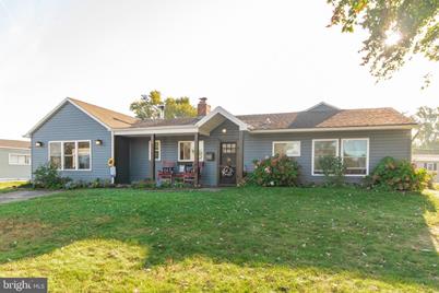 96 Lakeside Drive - Photo 1