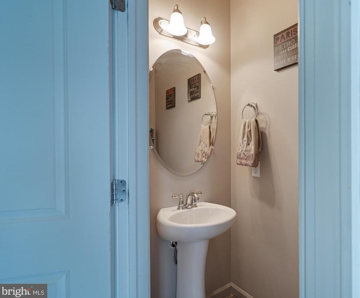 128 Carters Mill Rd, Langhorne PA  19053-2701 exterior