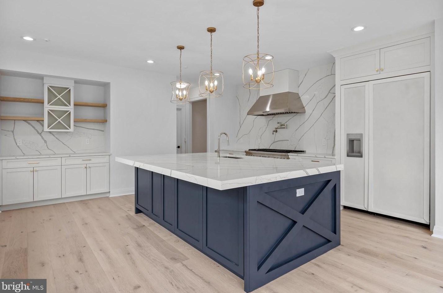 49 Thompson Mill Rd, Upper Makefield PA  18940-9628 exterior