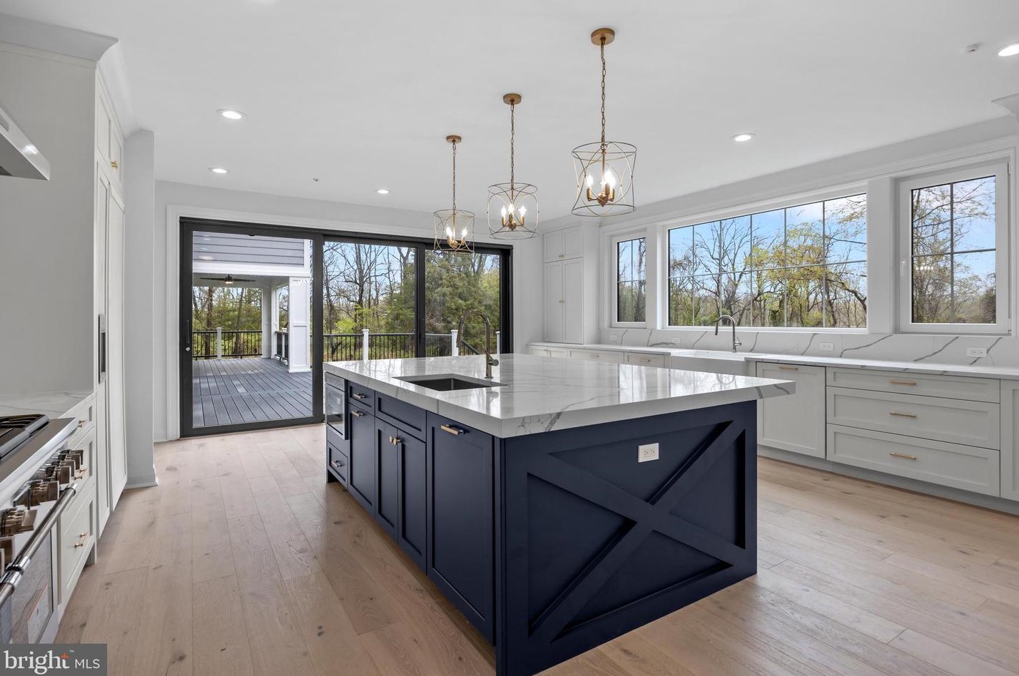 49 Thompson Mill Rd, Upper Makefield PA  18940-9628 exterior