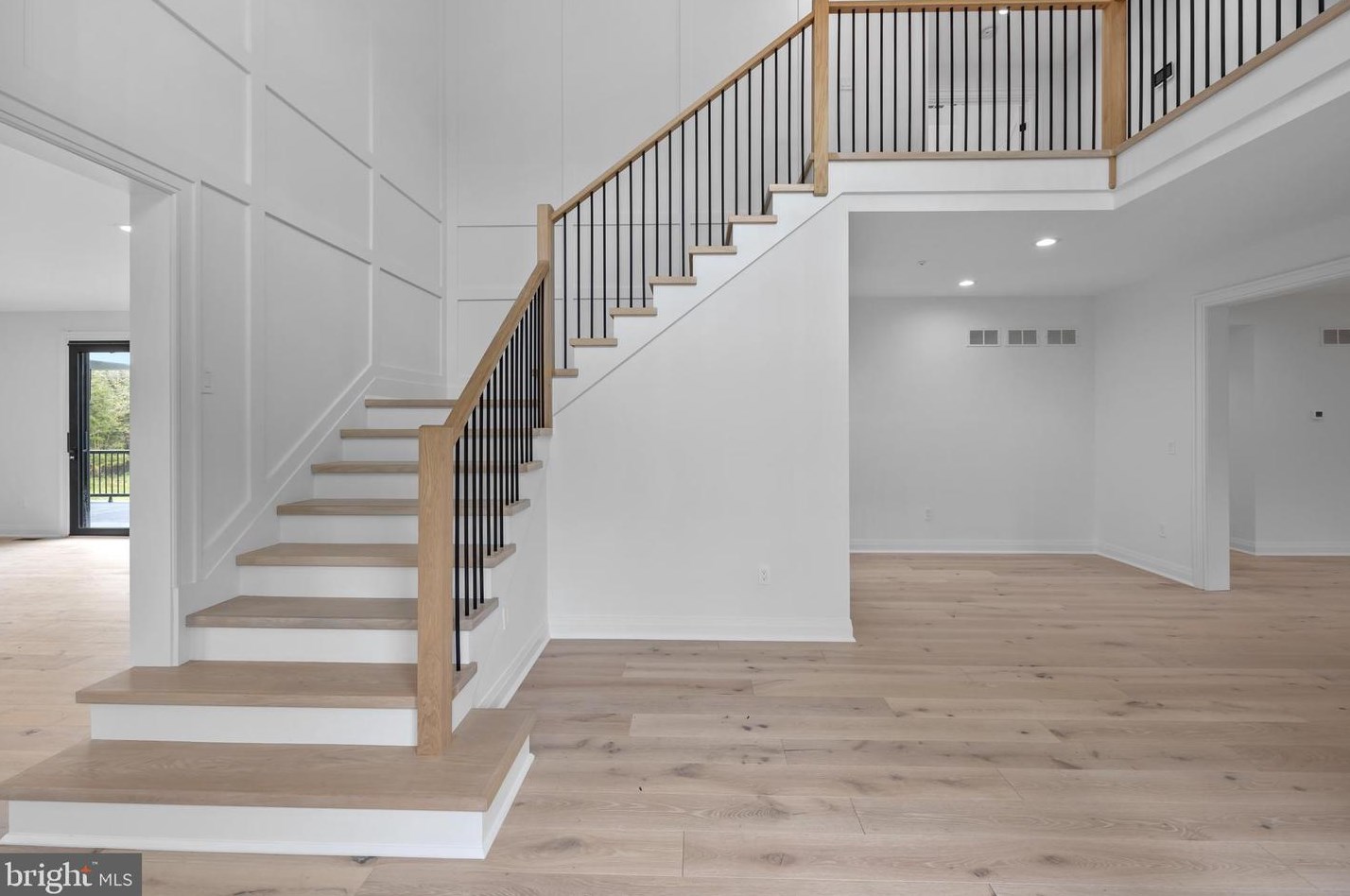 49 Thompson Mill Rd, Upper Makefield PA  18940-9628 exterior