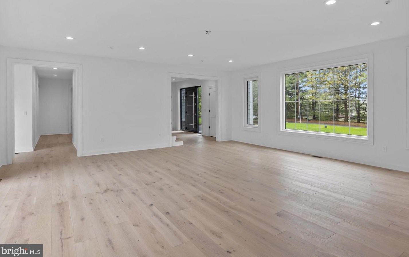 49 Thompson Mill Rd, Upper Makefield PA  18940-9628 exterior