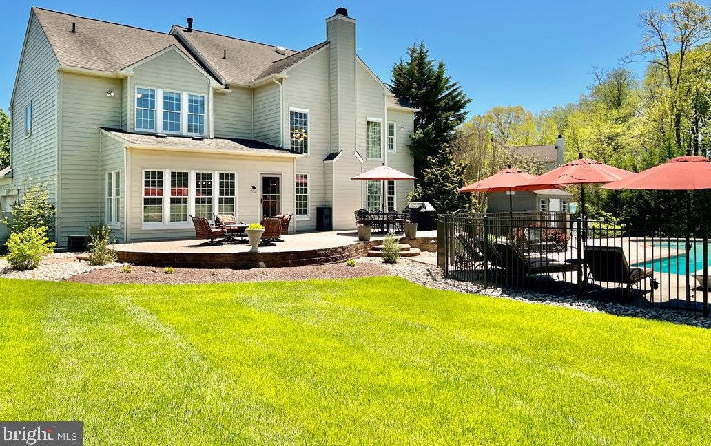 16 Eagleton Farm Rd, Upper Makefield PA 18940-4214 exterior