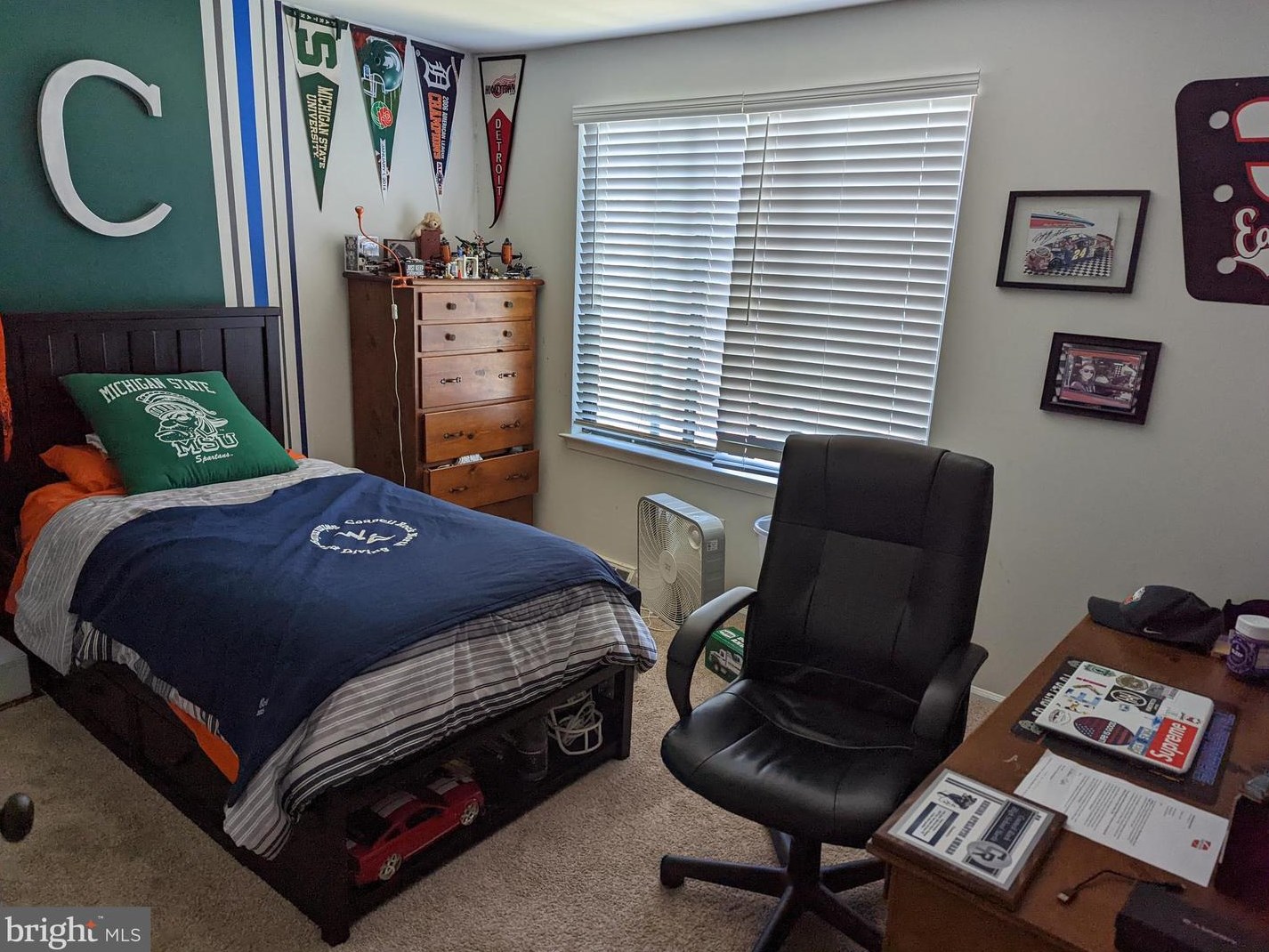 4 Bennington Pl, Upper Makefield PA  18940-1702 exterior