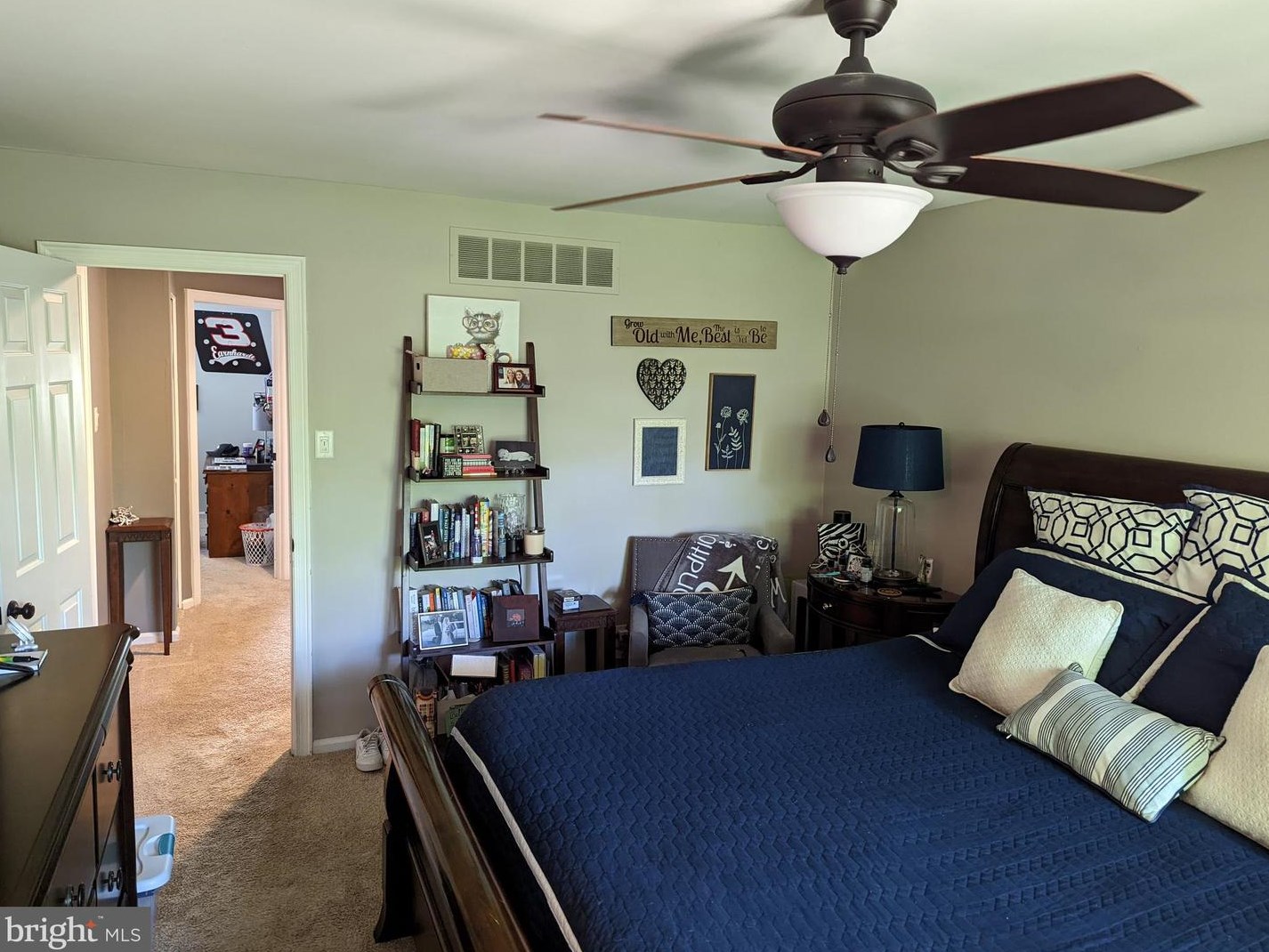 4 Bennington Pl, Upper Makefield PA  18940-1702 exterior