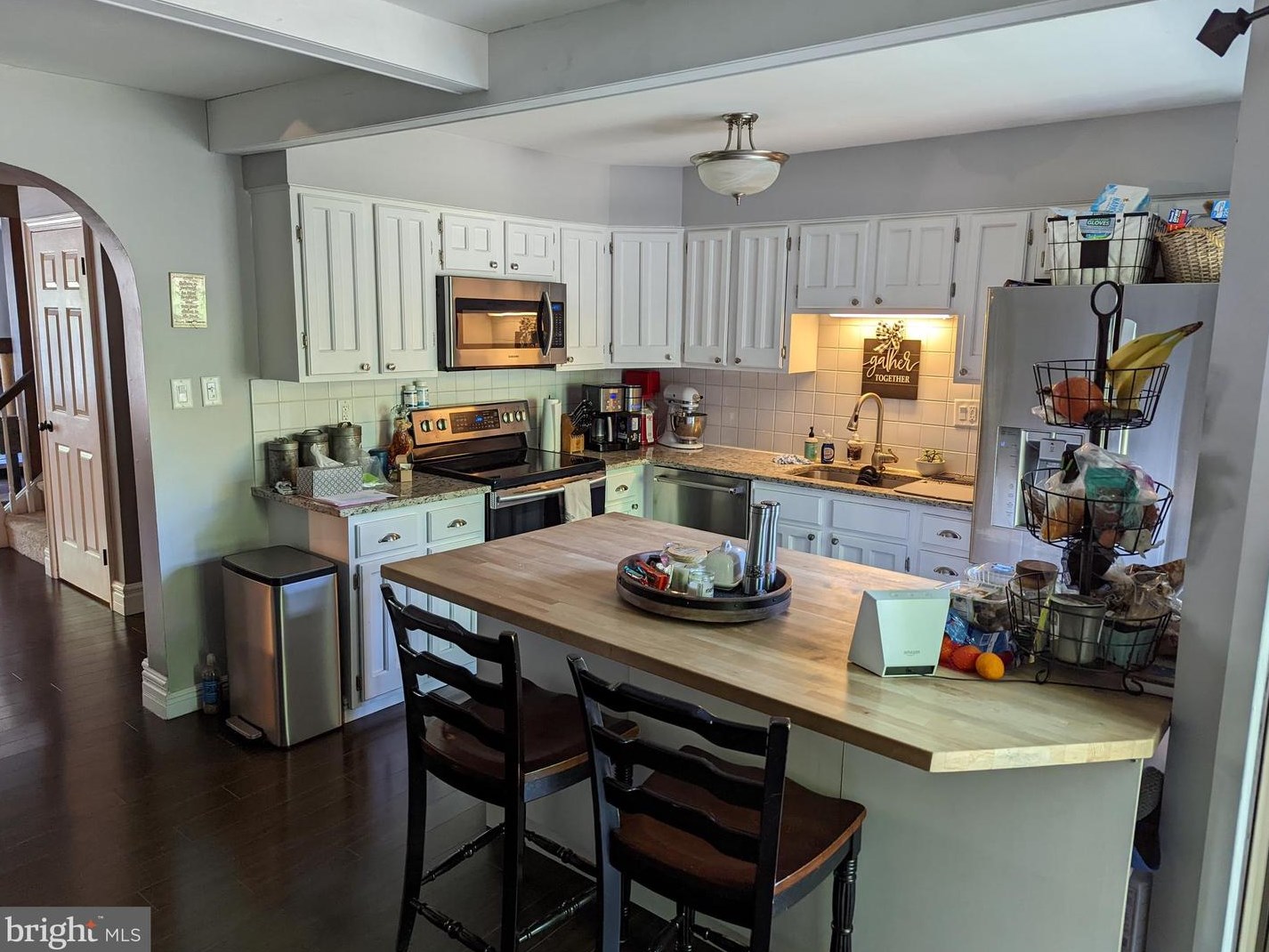 4 Bennington Pl, Upper Makefield PA  18940-1702 exterior