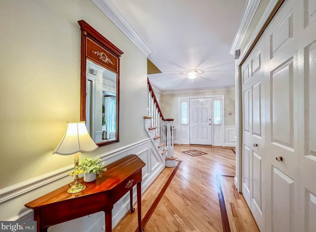 1 Autumn Dr, Upper Makefield PA  18940-1764 exterior