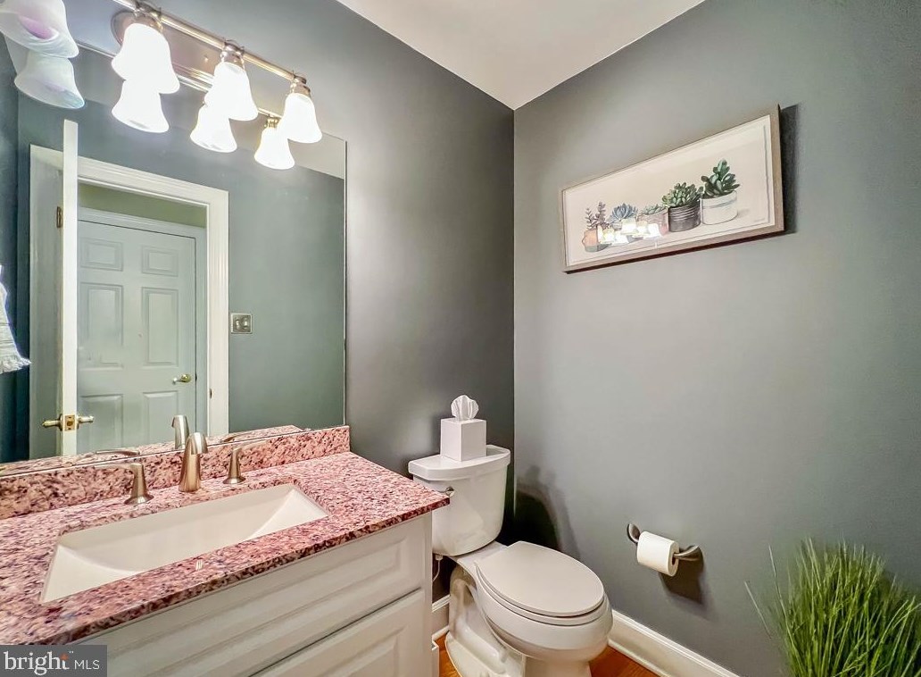 1 Autumn Dr, Upper Makefield PA  18940-1764 exterior