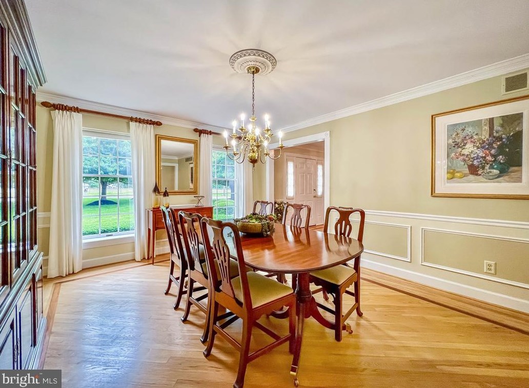 1 Autumn Dr, Upper Makefield PA  18940-1764 exterior