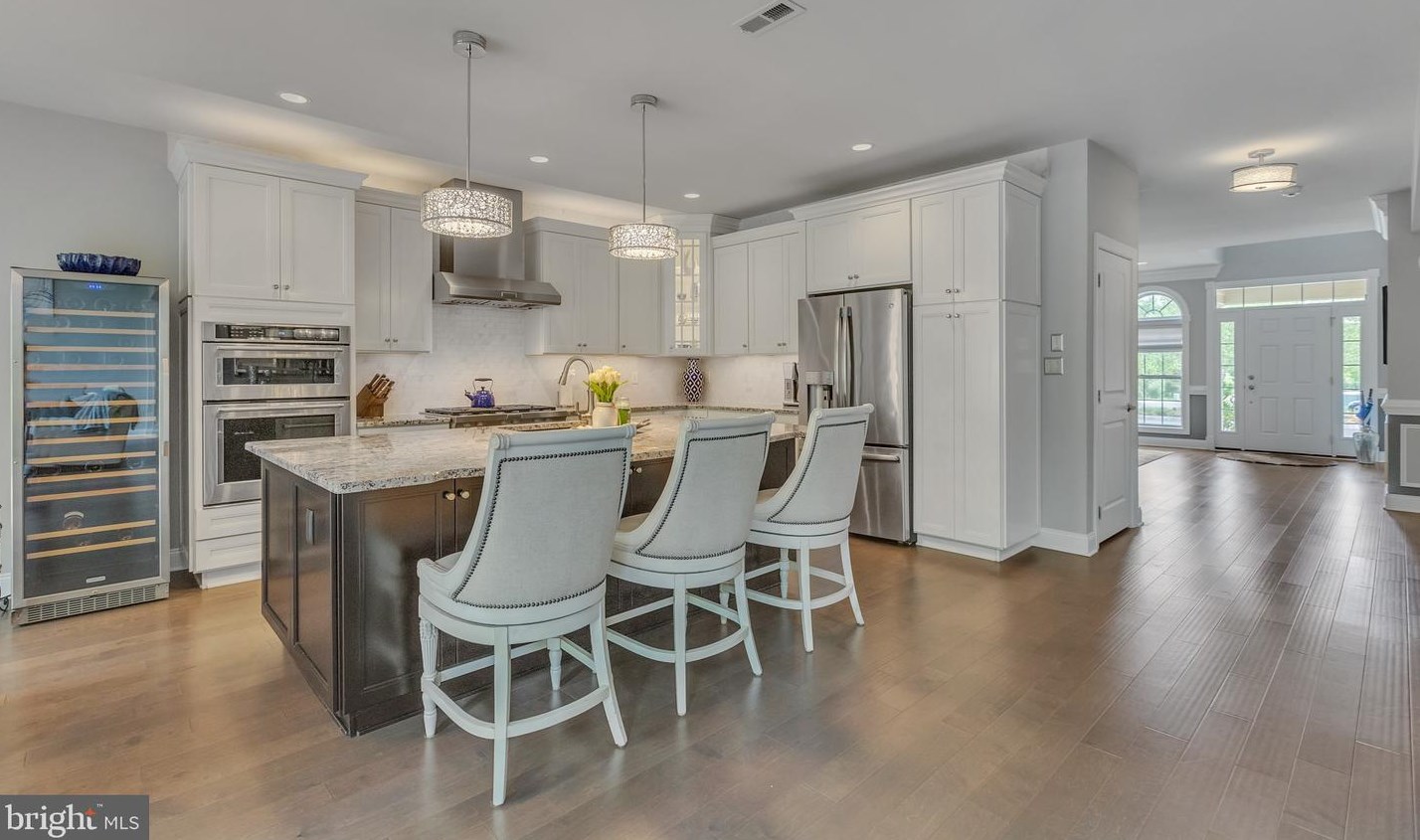 85 Elfreths Ct, Upper Makefield PA 18940-1150 exterior