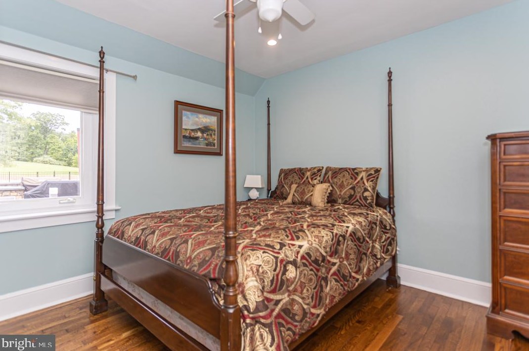 399 Pineville Rd, Upper Makefield PA  18940-3111 exterior