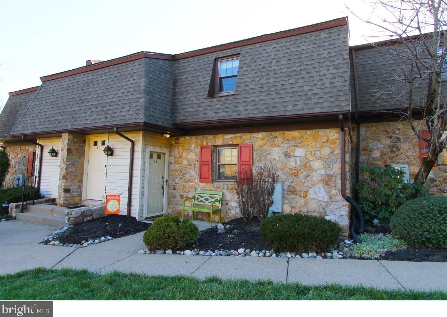 440 State St, Upper Makefield PA 18940-1970 exterior