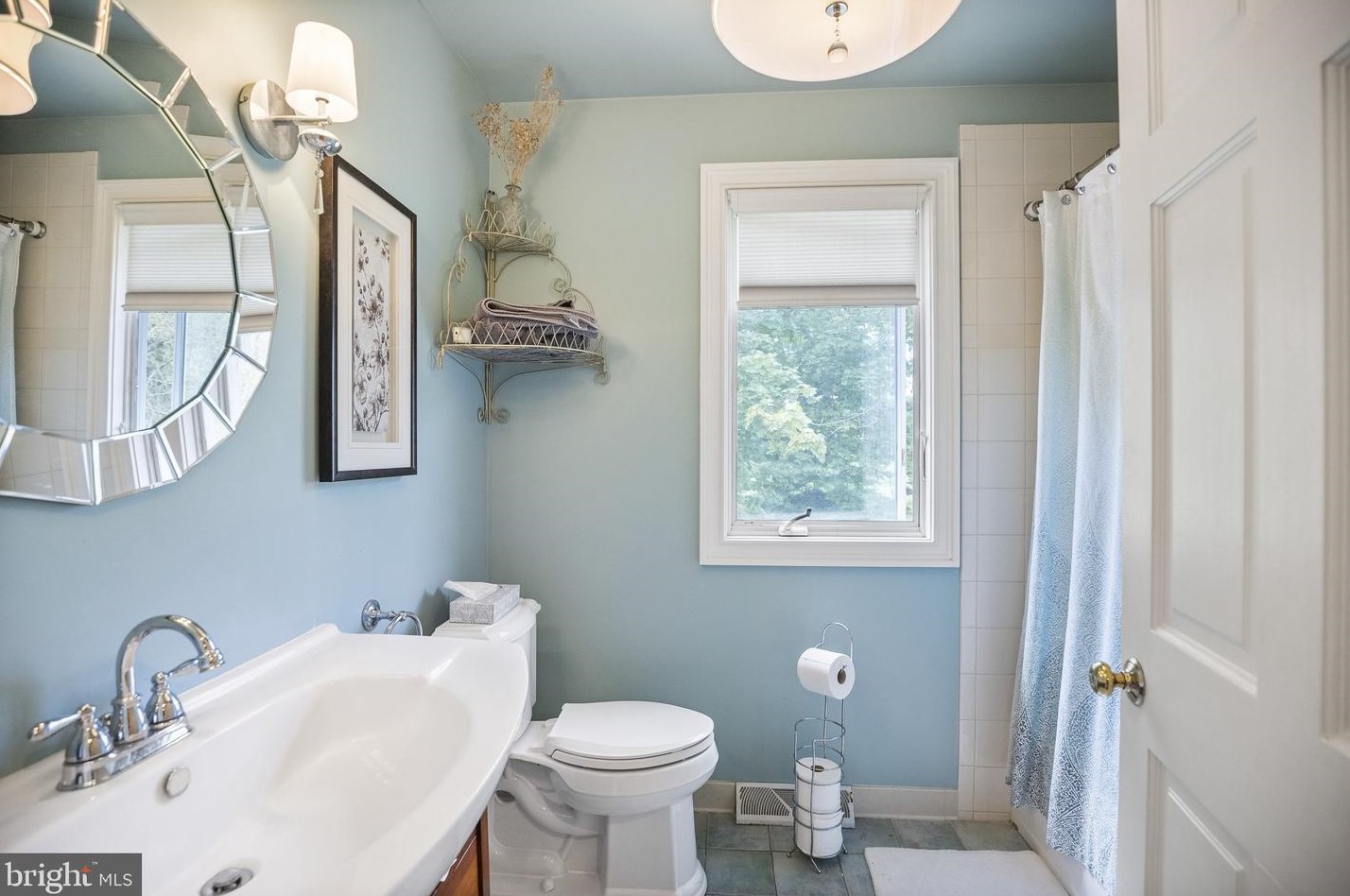 3884 Street Rd, Gardenville PA  18902-9218 exterior